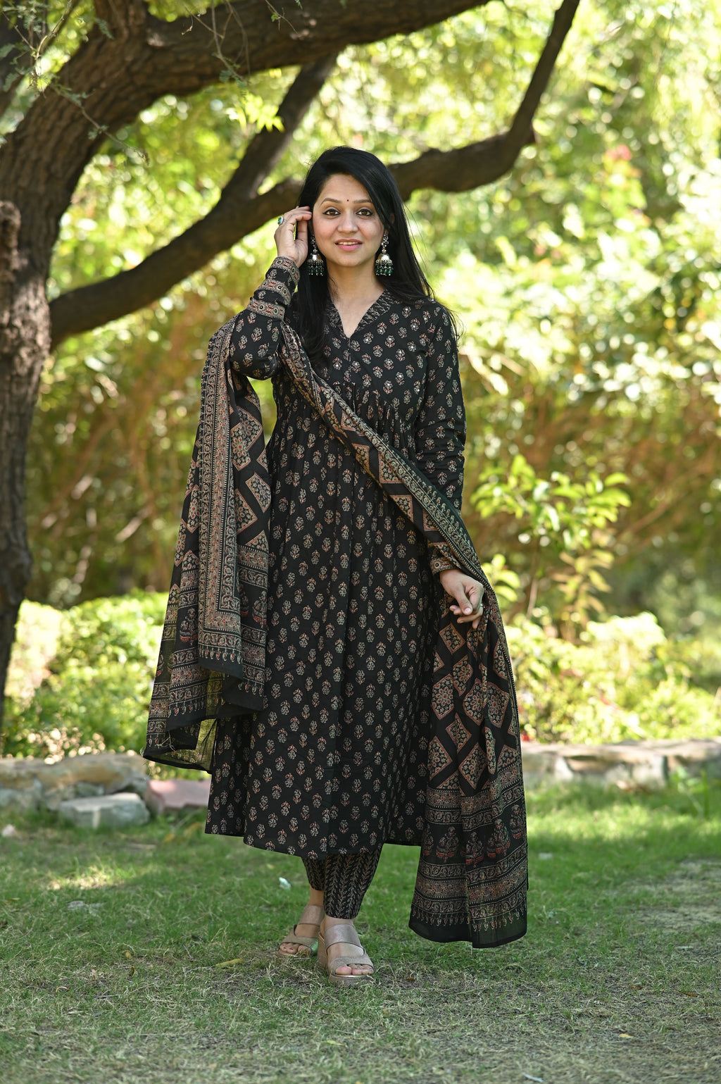 Black  Alia Cotton Suit Set