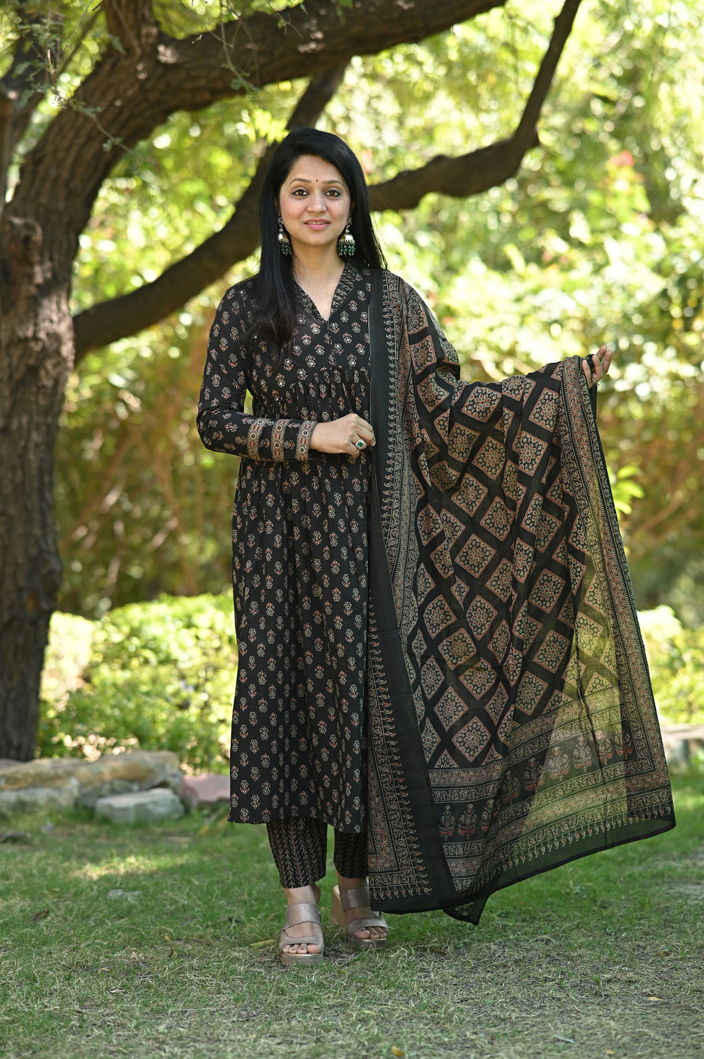 Black  Alia Cotton Suit Set