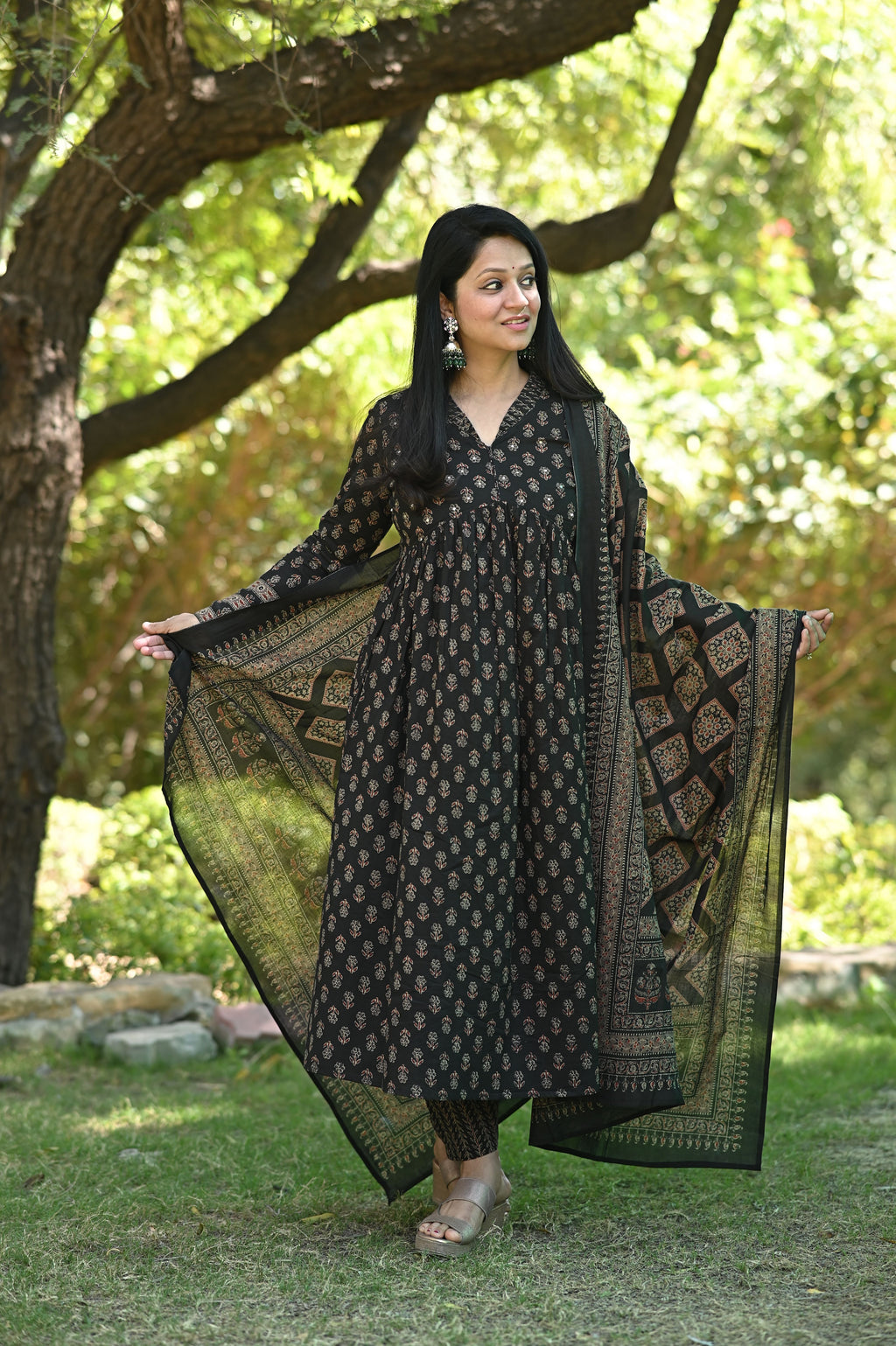 Black  Alia Cotton Suit Set