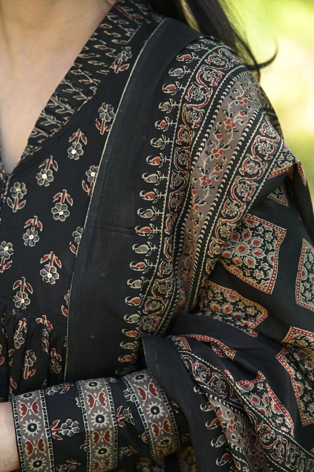 Black  Alia Cotton Suit Set
